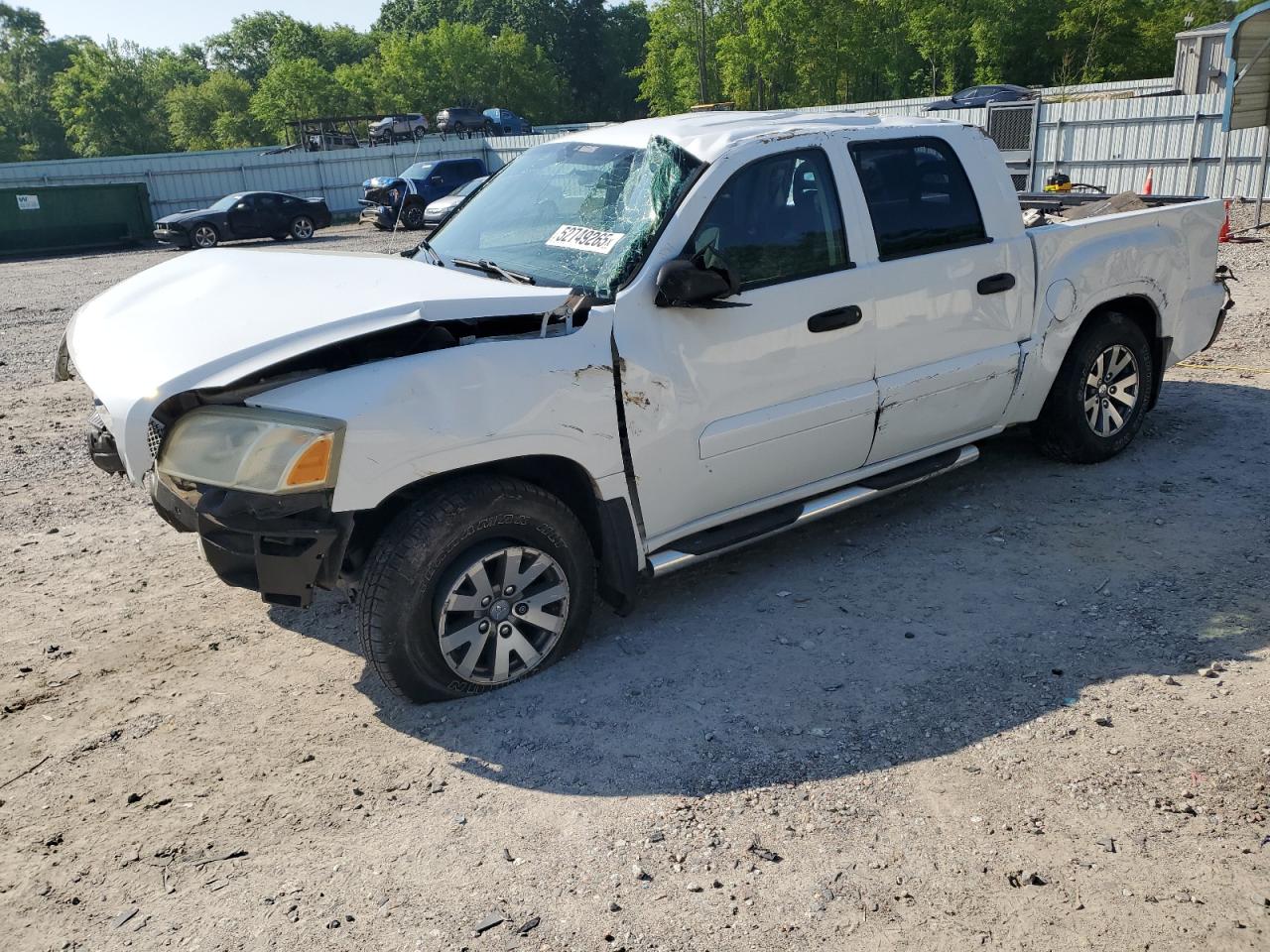 2007 Mitsubishi Raider Ls продається в Augusta, GA - All Over