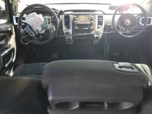  NISSAN TITAN 2018 Черный