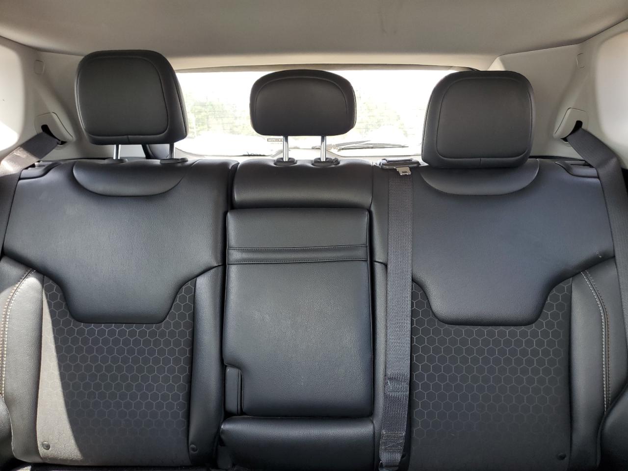 2019 Jeep Compass Latitude VIN: 3C4NJCBB7KT699300 Lot: 54940155