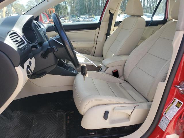 Crossovers VOLKSWAGEN JETTA 2014 Czerwony