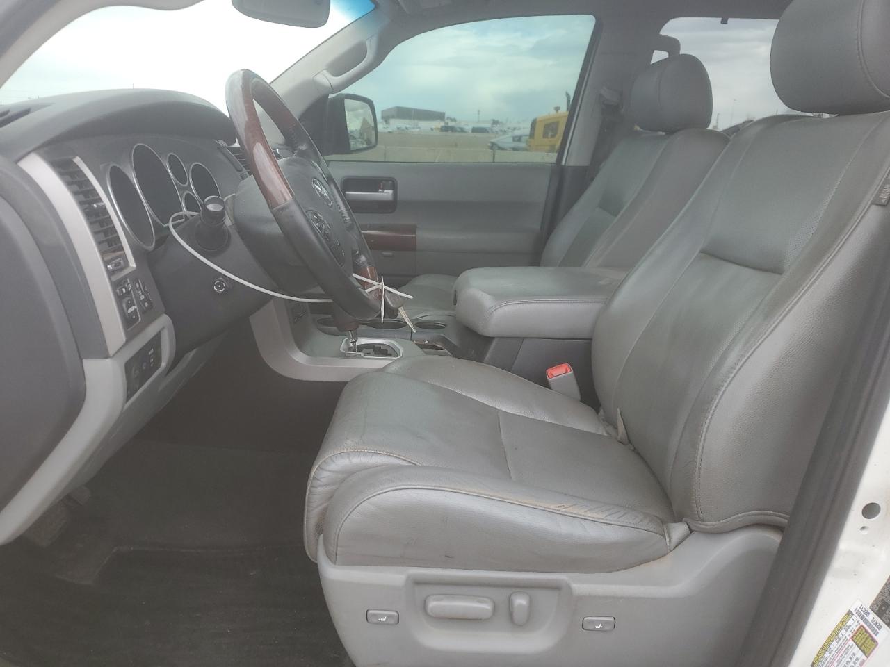 2013 Toyota Sequoia Platinum VIN: 5TDDW5G10DS091107 Lot: 53121685