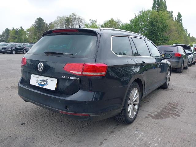 2017 VOLKSWAGEN PASSAT SE