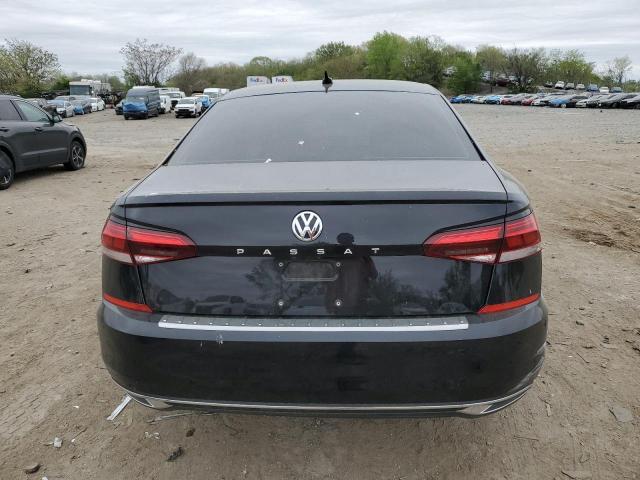  VOLKSWAGEN PASSAT 2021 Black