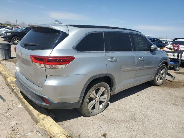  TOYOTA HIGHLANDER 2018 Серебристый
