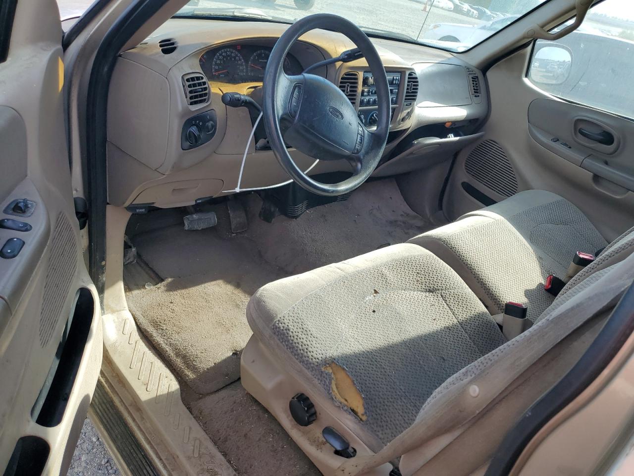 2000 Ford F150 VIN: 1FTRX17L6YNA33074 Lot: 52661105