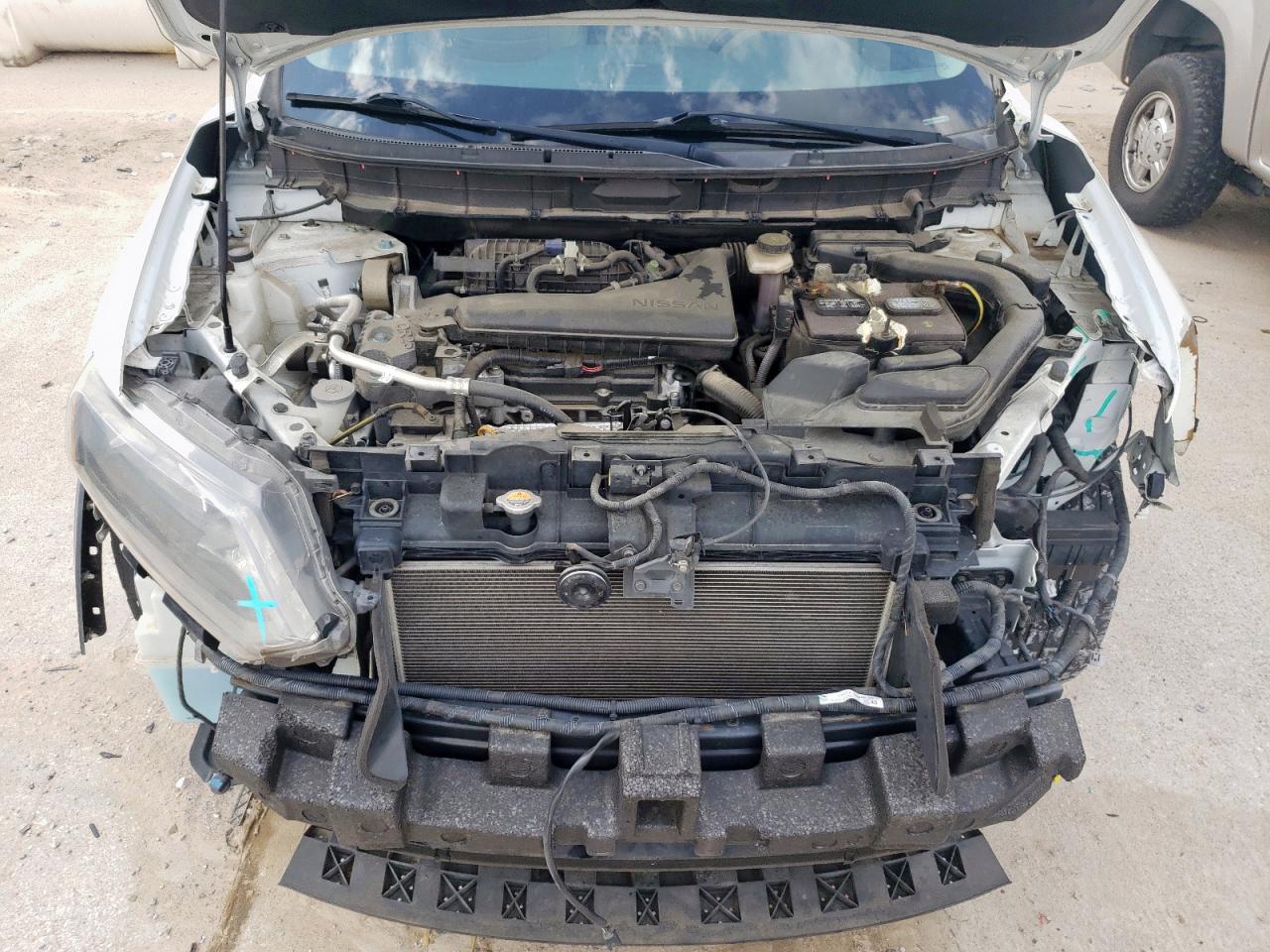 KNMAT2MT9GP694443 NISSAN ROGUE 2016