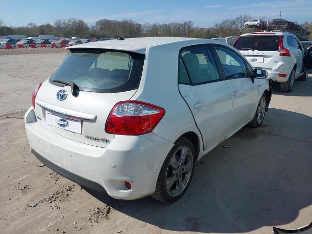 2011 TOYOTA AURIS HYBR