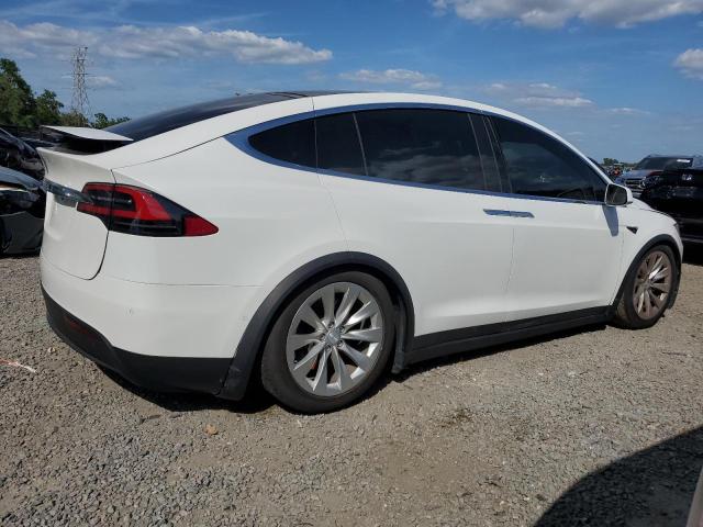  TESLA MODEL X 2019 Biały