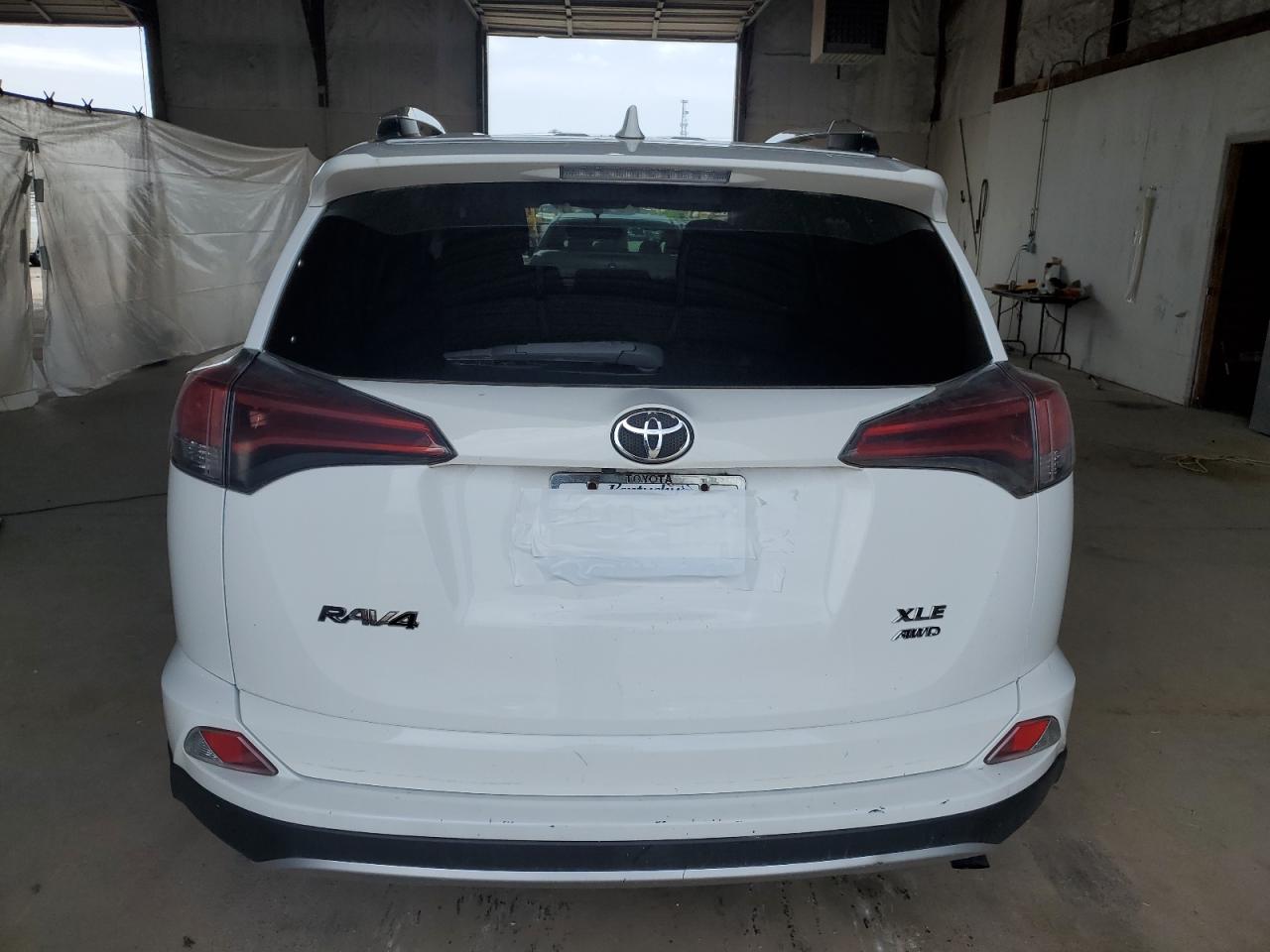 2016 Toyota Rav4 Xle VIN: 2T3RFREV6GW417644 Lot: 55247215