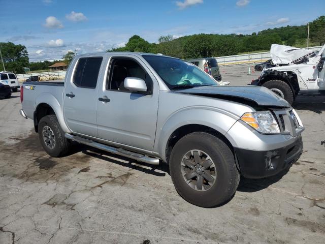  NISSAN FRONTIER 2018 Srebrny