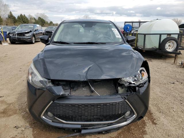  TOYOTA YARIS 2019 Czarny