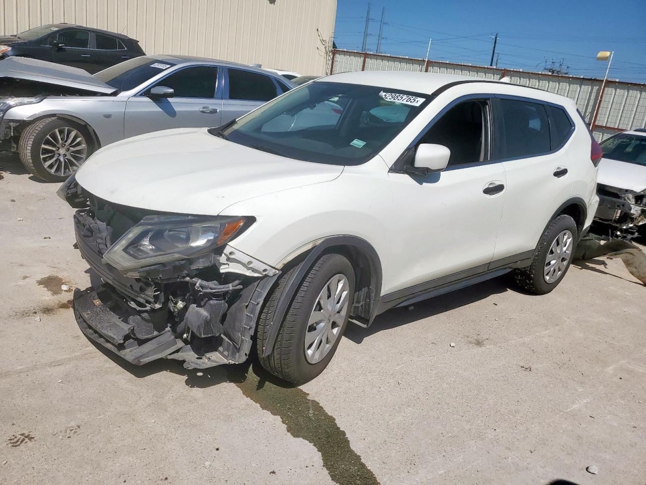 2017 Nissan Rogue S for Sale in Haslet, TX - Front End