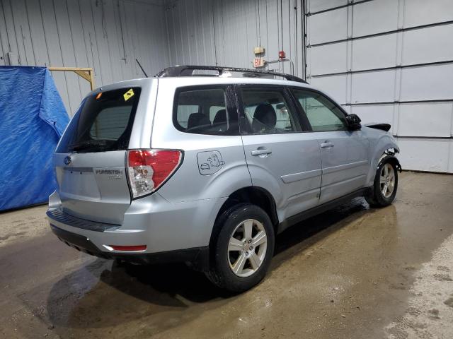  SUBARU FORESTER 2012 Серебристый