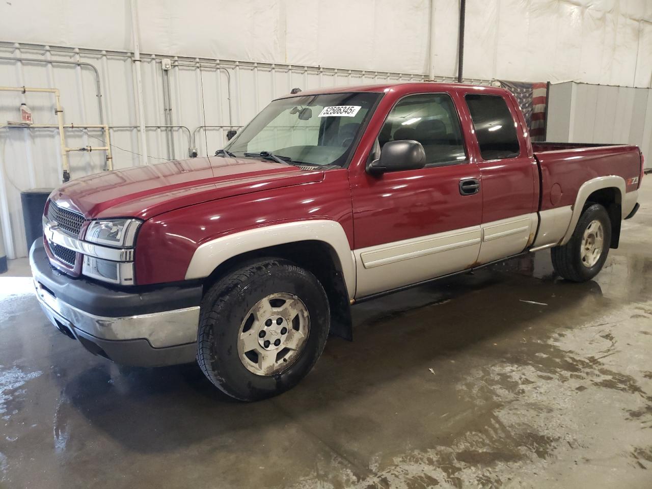 Ham Lake, MN에서 판매 중인 2005 Chevrolet Silverado K1500 - Rear End