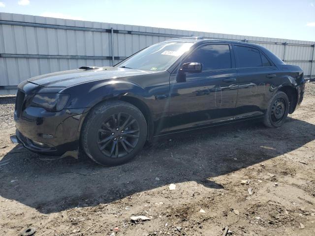 2016 Chrysler 300C 