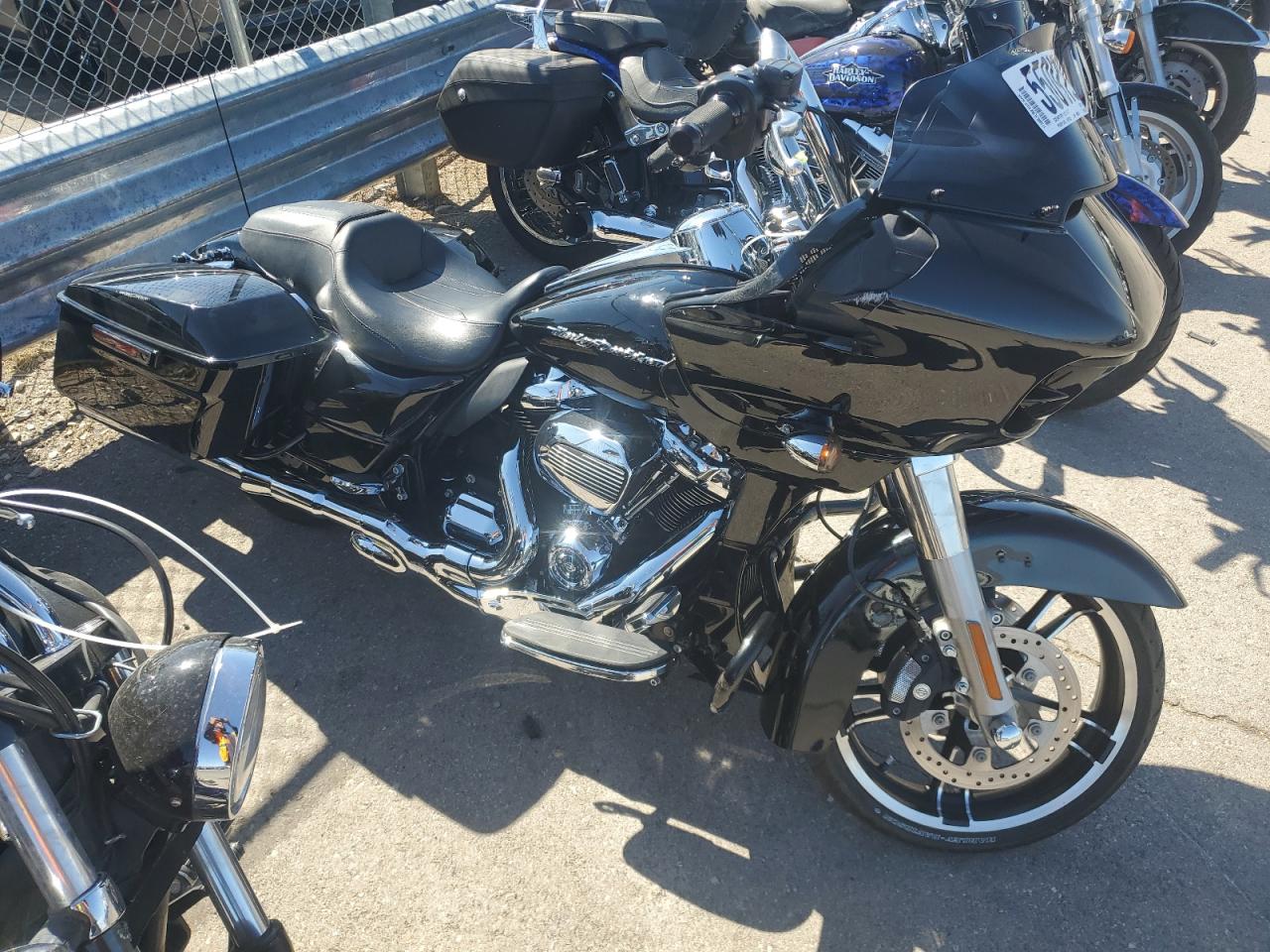 North Las Vegas, NV에서 판매 중인 2017 Harley-Davidson Fltrx Road Glide - Front End