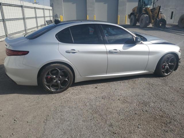  ALFA ROMEO GIULIA 2019 Сріблястий