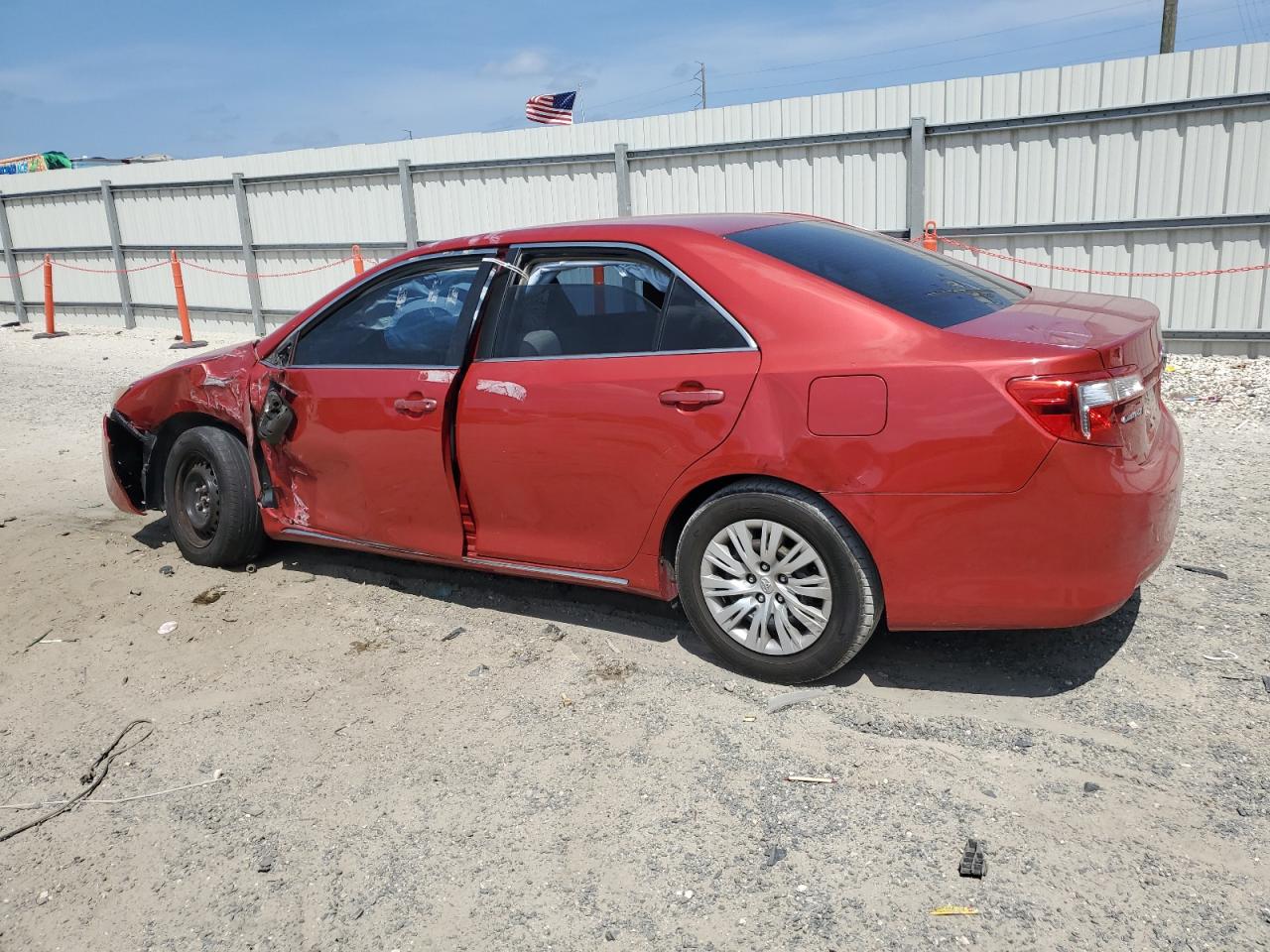 2013 Toyota Camry L VIN: 4T1BF1FKXDU653421 Lot: 54728585