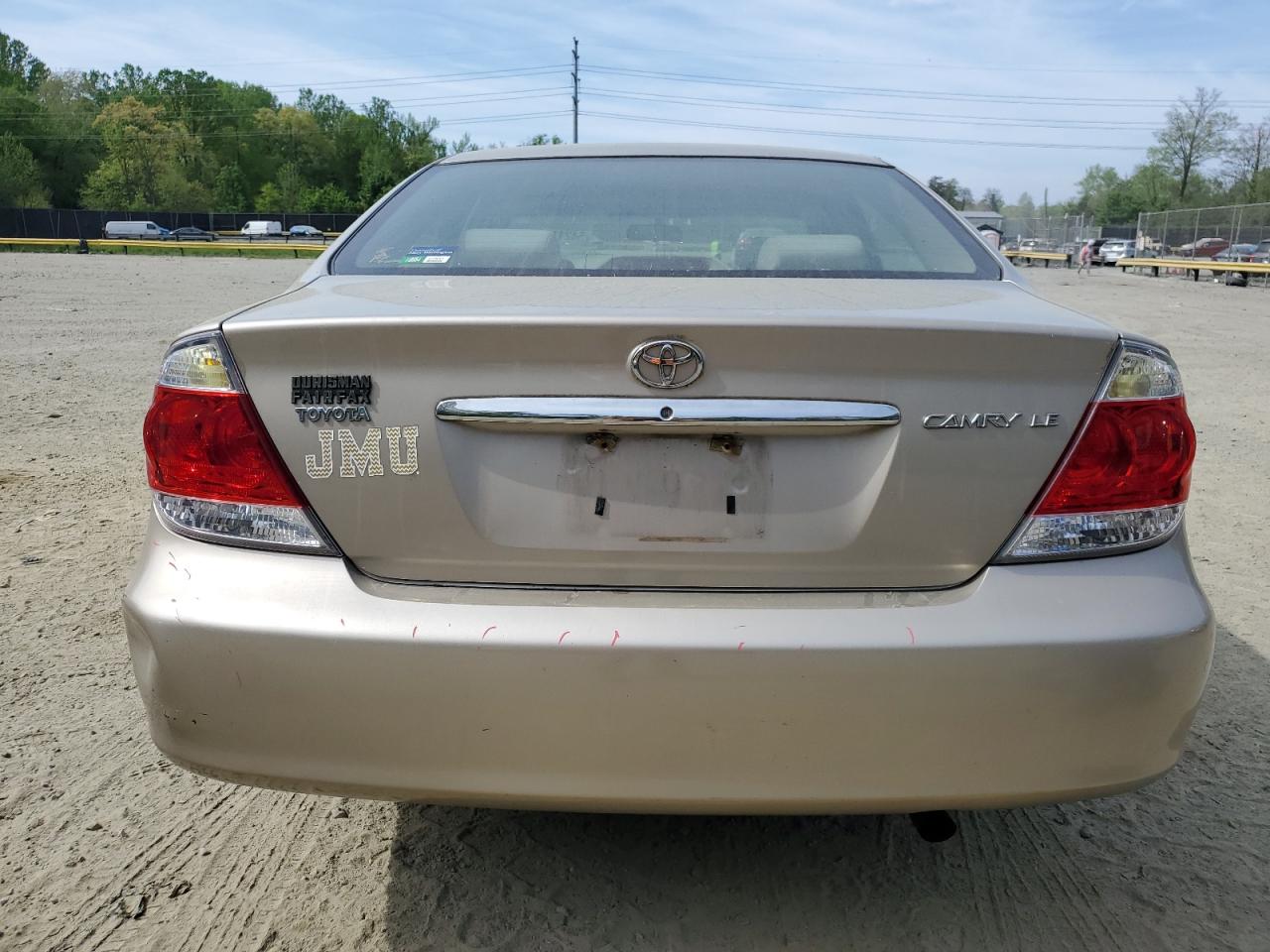 2005 Toyota Camry Le VIN: 4T1BE30K35U040209 Lot: 54211415