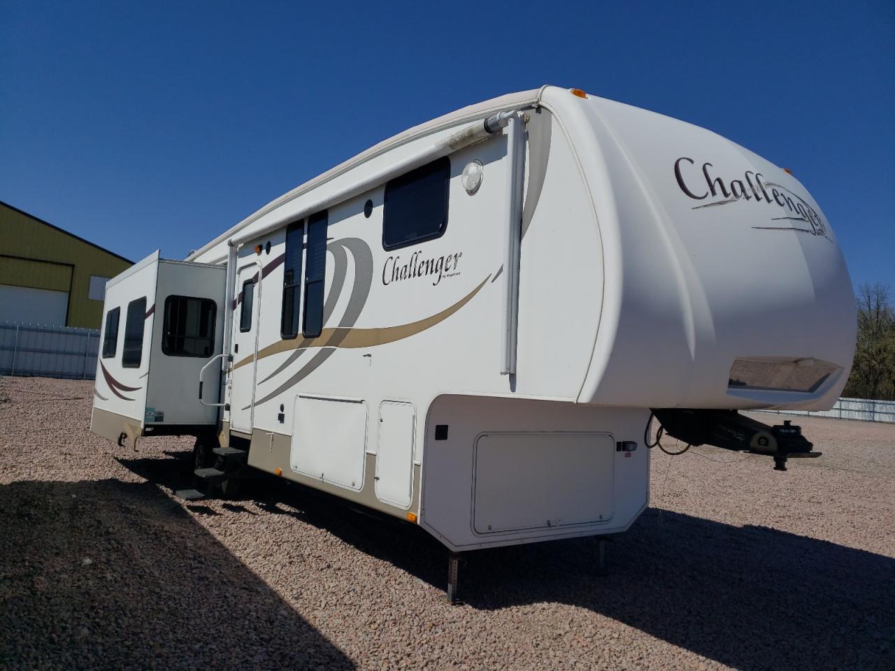 2009 Dutchman Challenger for Sale in Avon, MN - Rear End