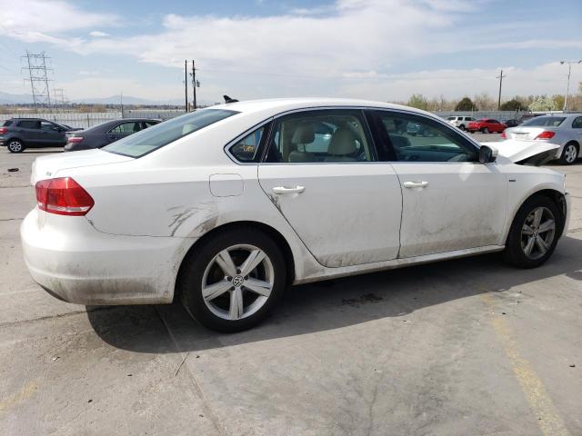  VOLKSWAGEN PASSAT 2015 Білий