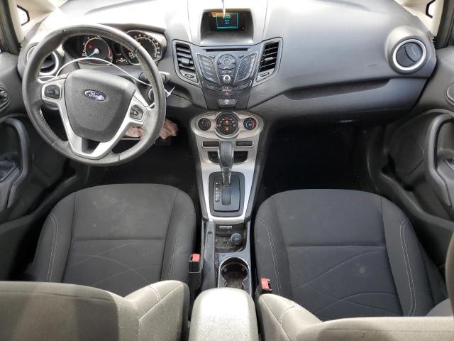 Hatchbacks FORD FIESTA 2015 Szary