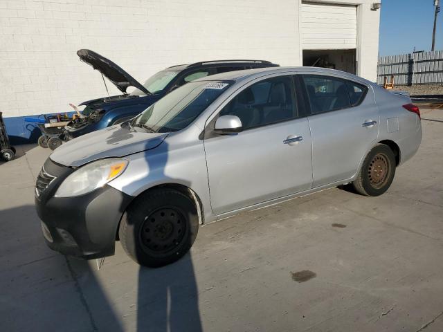 NISSAN VERSA 2014 Silver