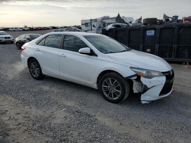 Sedans TOYOTA CAMRY 2016 White