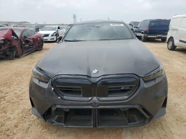 BMW M5 2025 Серый