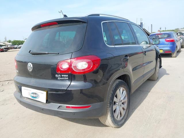 2011 VOLKSWAGEN TIGUAN MAT