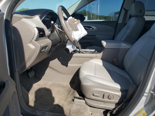  CHEVROLET TRAVERSE 2019 Srebrny