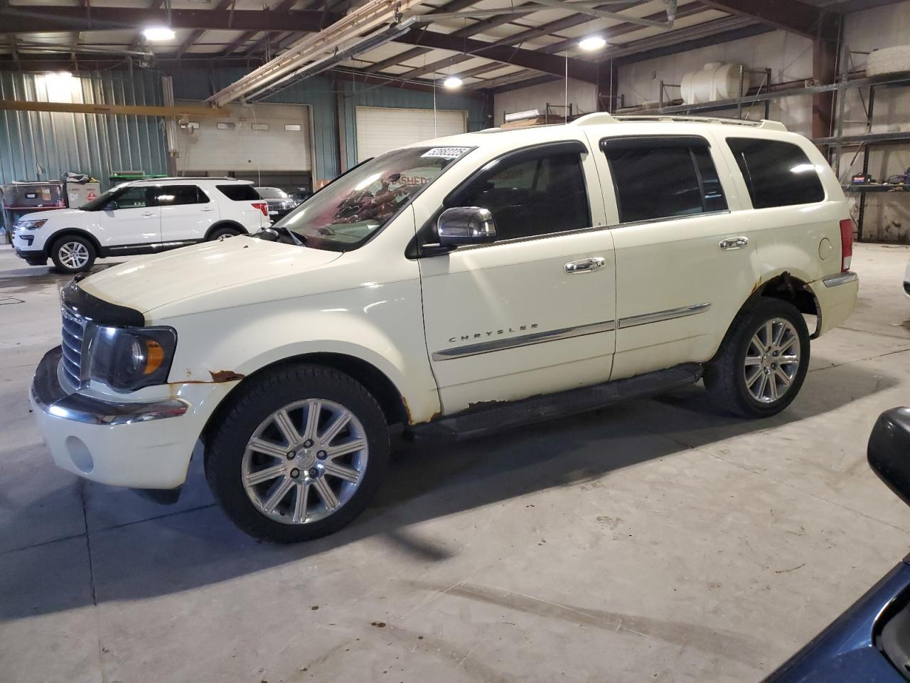 Eldridge, IA에서 판매 중인 2007 Chrysler Aspen Limited - Burn - Engine