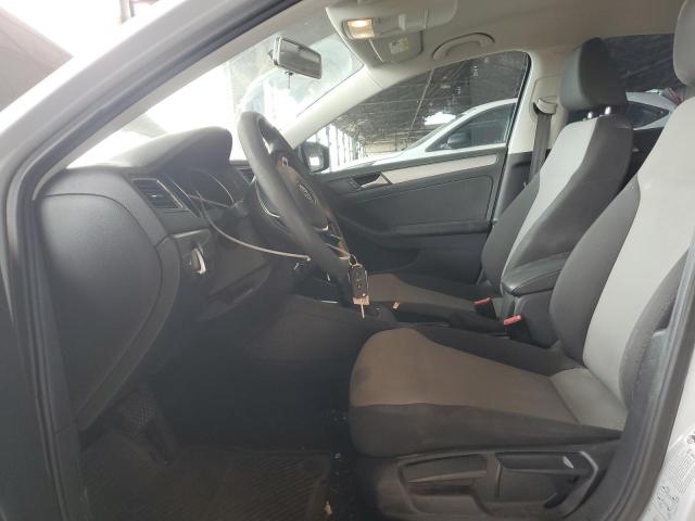  VOLKSWAGEN JETTA 2017 Srebrny