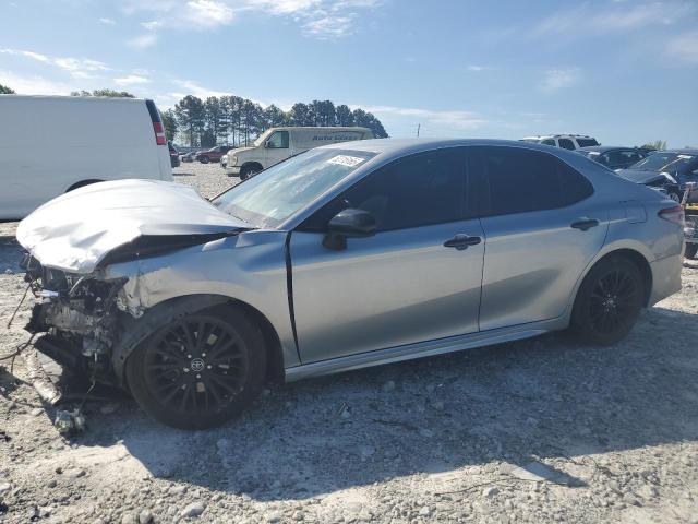  TOYOTA CAMRY 2019 Srebrny