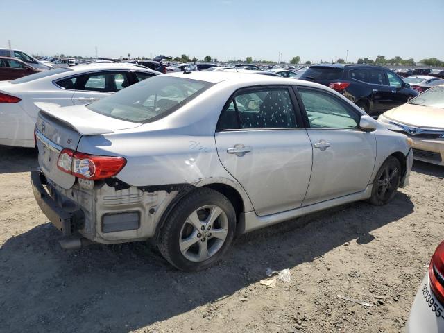 Седаны TOYOTA COROLLA 2012 Серебристый