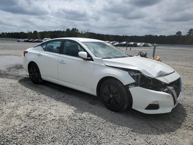  NISSAN ALTIMA 2022 White