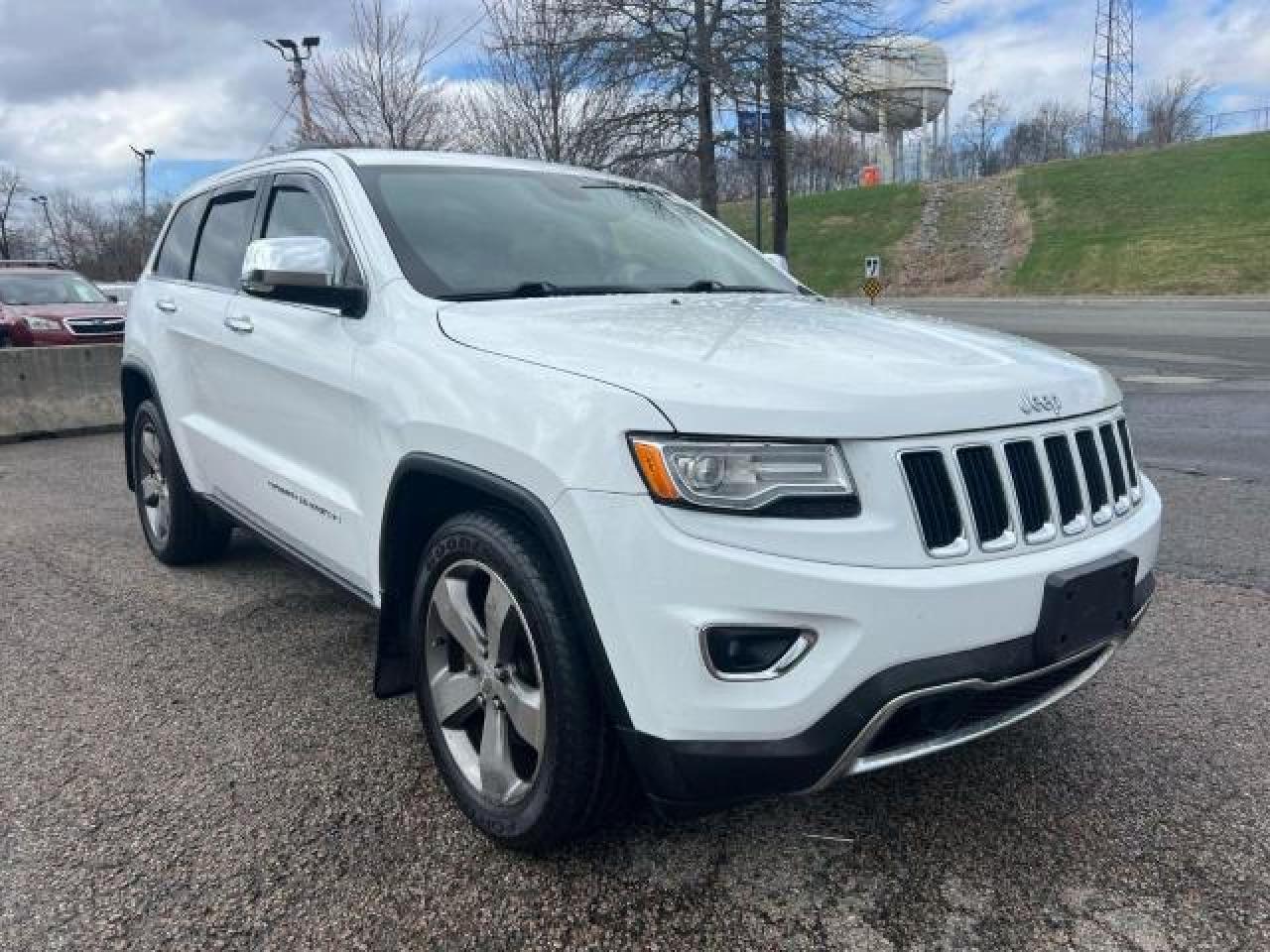 2015 Jeep Grand Cherokee Limited for Sale in North Billerica, MA - Minor Dent/Scratches