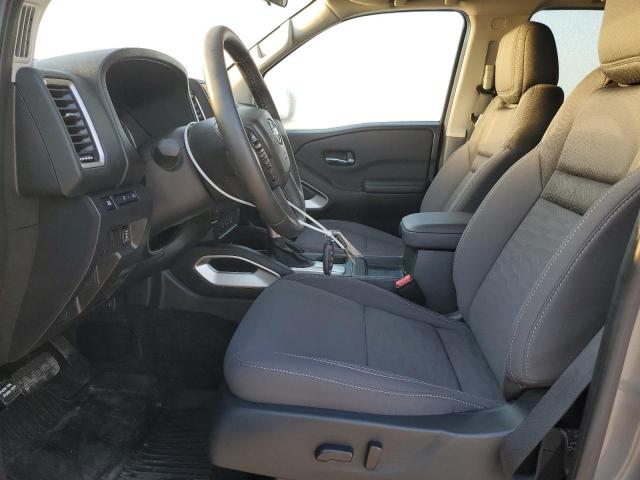  NISSAN FRONTIER 2024 Czarny