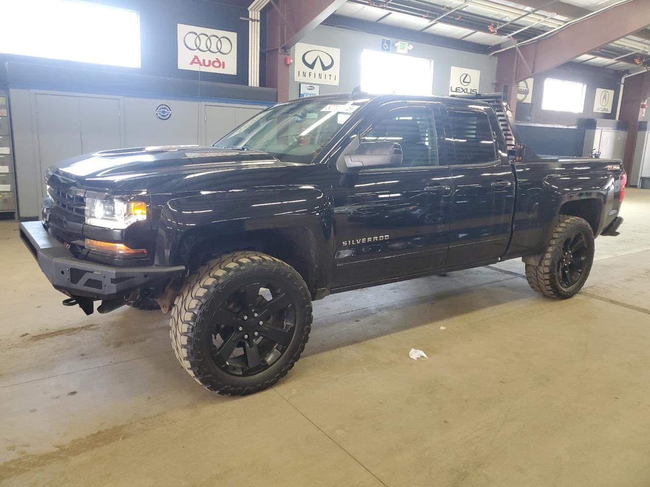 2016 Chevrolet Silverado K1500 Lt for Sale in East Granby, CT - Minor Dent/Scratches