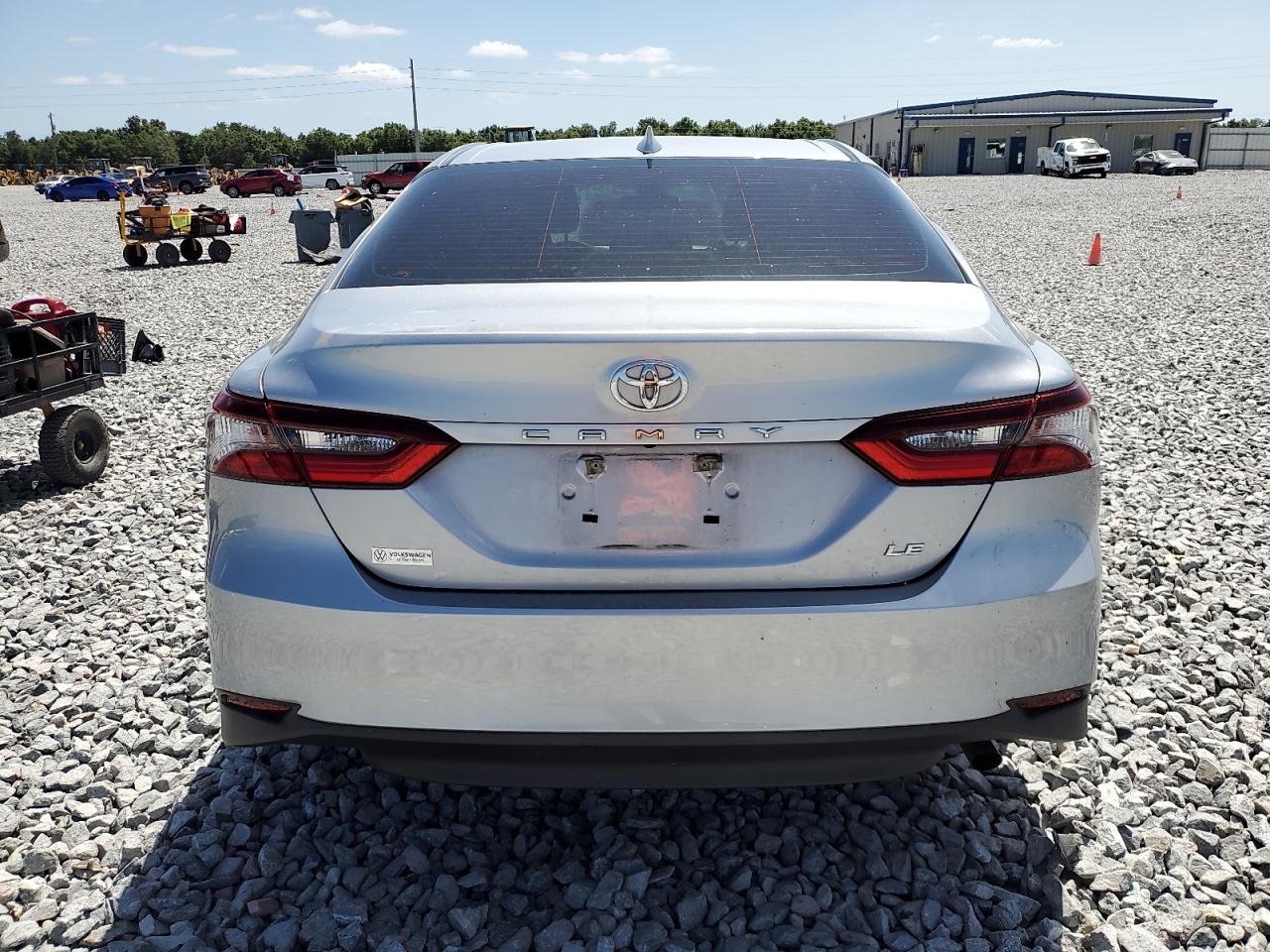 2021 Toyota Camry Le VIN: 4T1C11AK7MU549589 Lot: 54941595