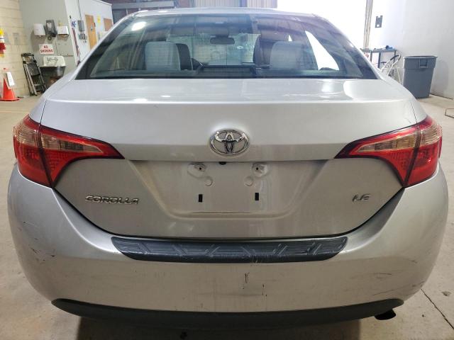  TOYOTA COROLLA 2018 Серебристый
