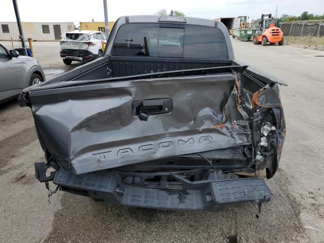  TOYOTA TACOMA 2017 Szary