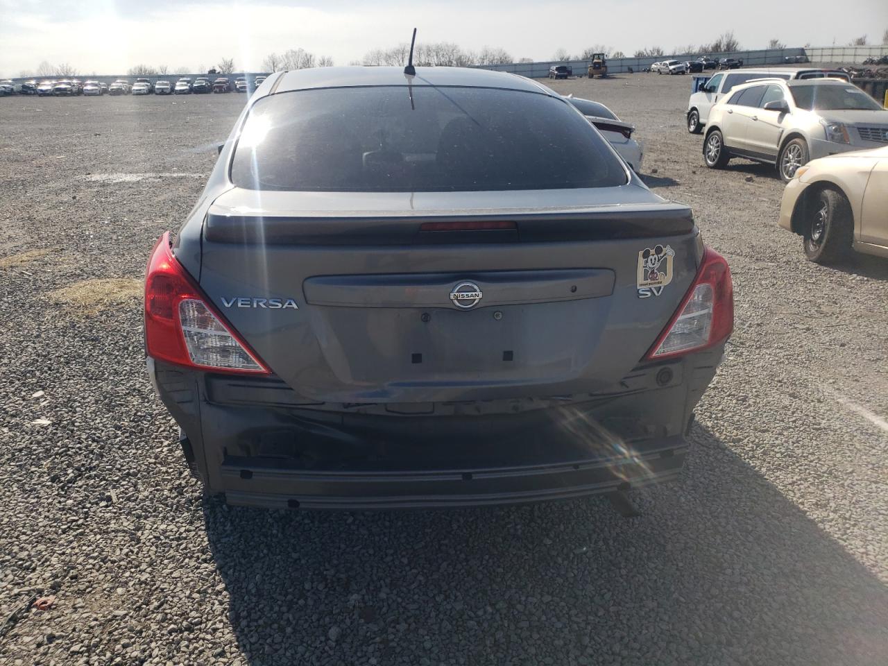 3N1CN7AP9JL834620 NISSAN VERSA 2018