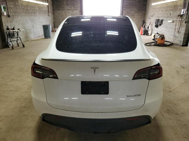  TESLA MODEL Y 2023 Biały