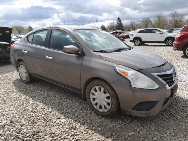  NISSAN VERSA 2015 Колір засмаги