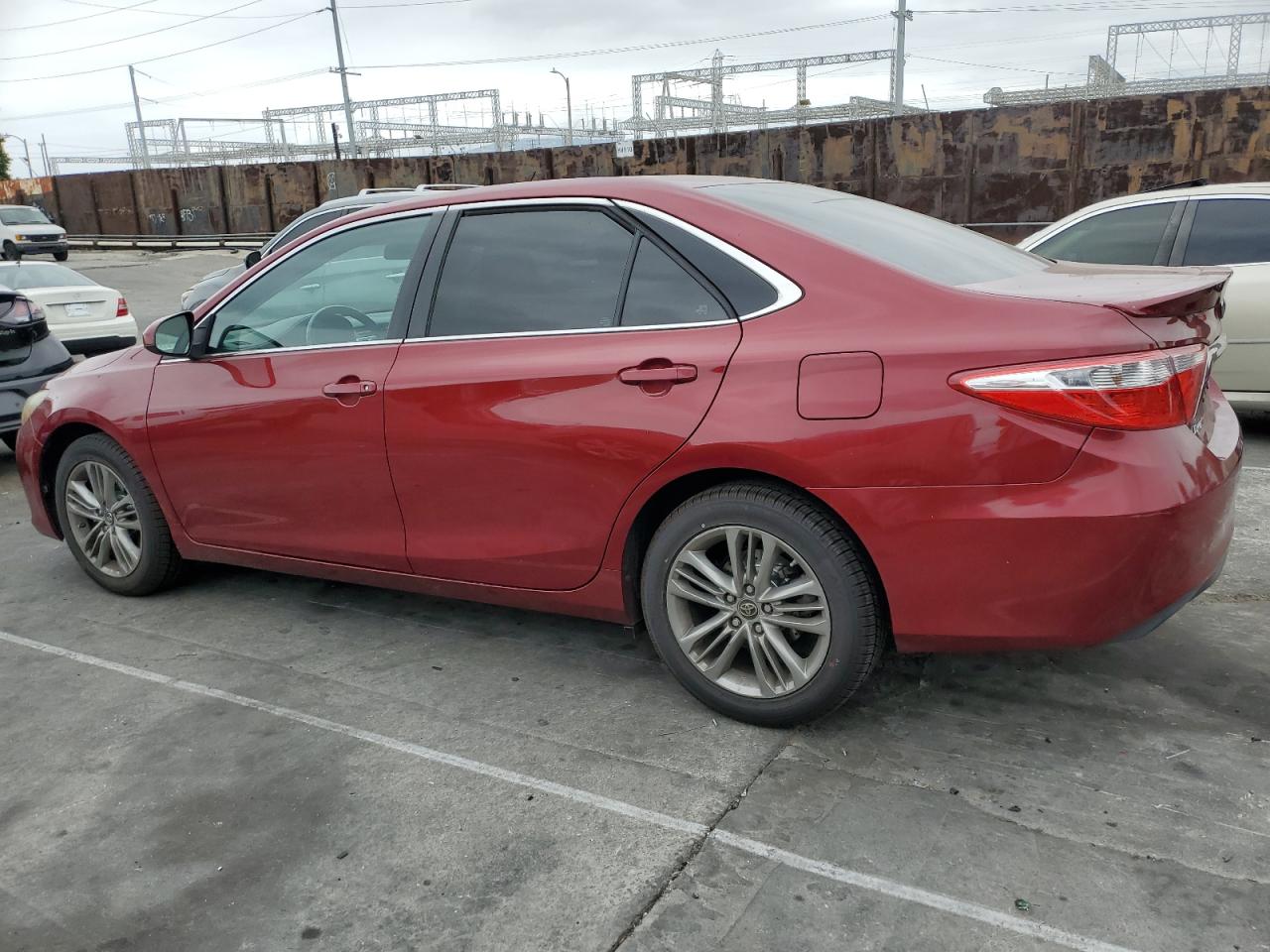 4T1BF1FK3GU609183 TOYOTA CAMRY 2016