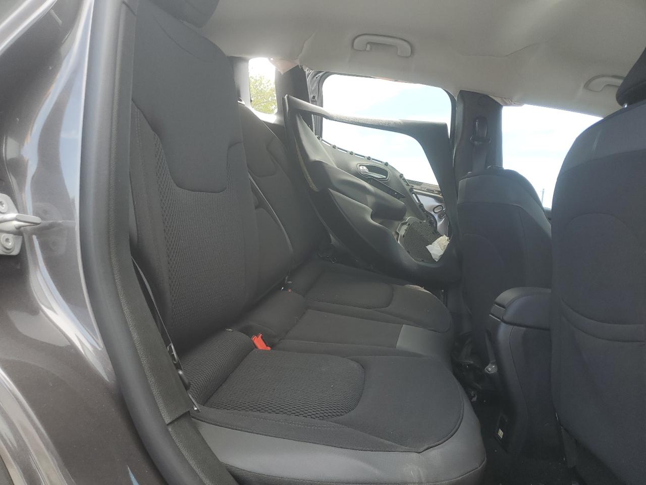 2018 Jeep Renegade Latitude VIN: ZACCJABB3JPJ08992 Lot: 54338385