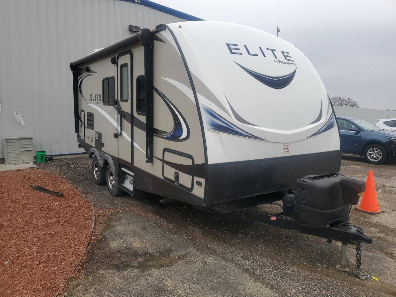 2018 Dutchman Elite zu verkaufen in Mcfarland, WI - Undercarriage