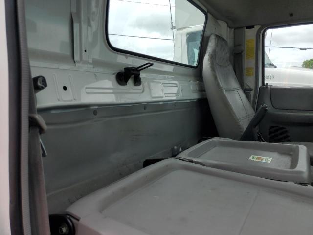 2006 FORD LOW CAB FORWARD TRUCK CAB AND CHASSIS