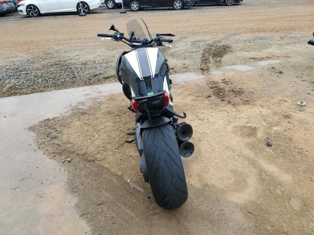 2015 DUCATI DIAVEL   